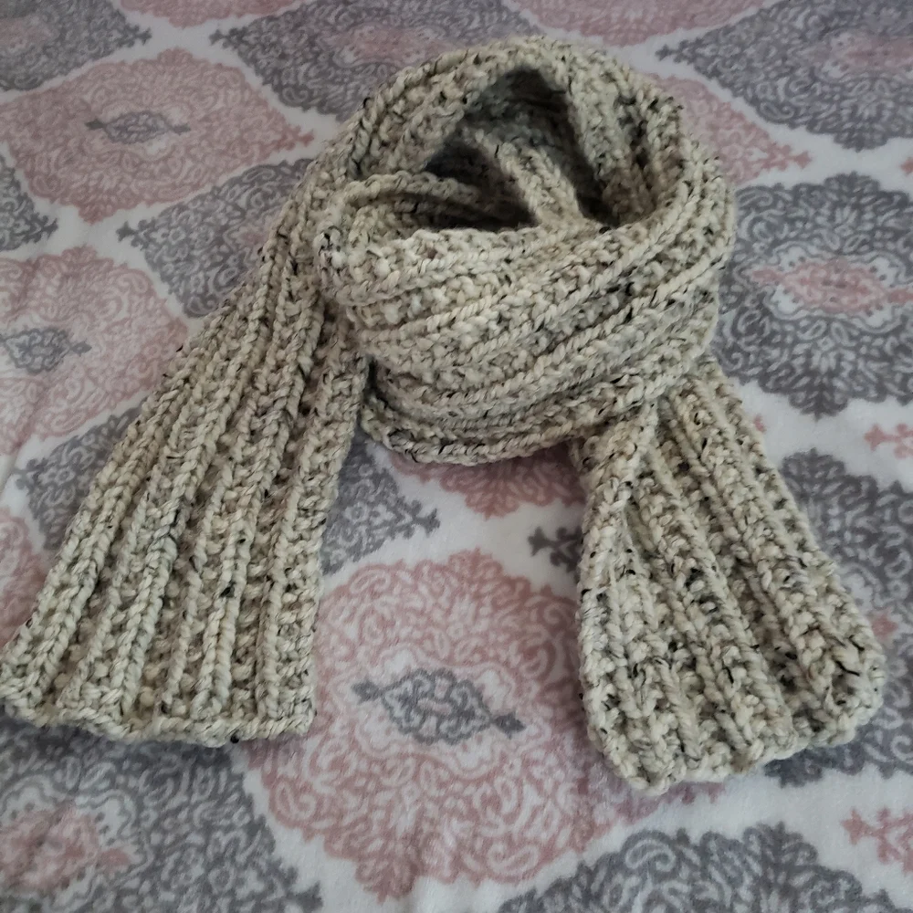 Handmade Knit Dwarven Scarf - Picture 6 of 8